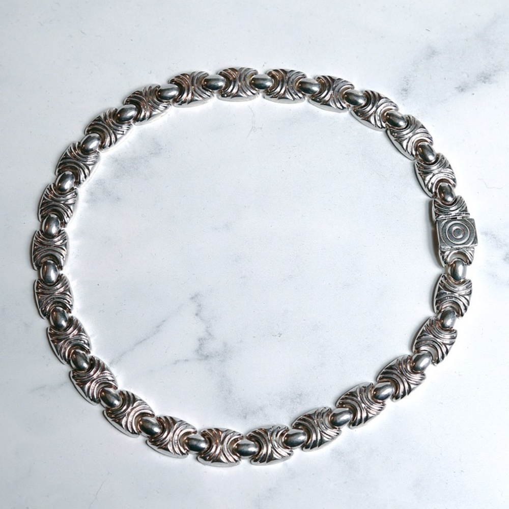 Sterling Silver Hugs and Kisses Choker